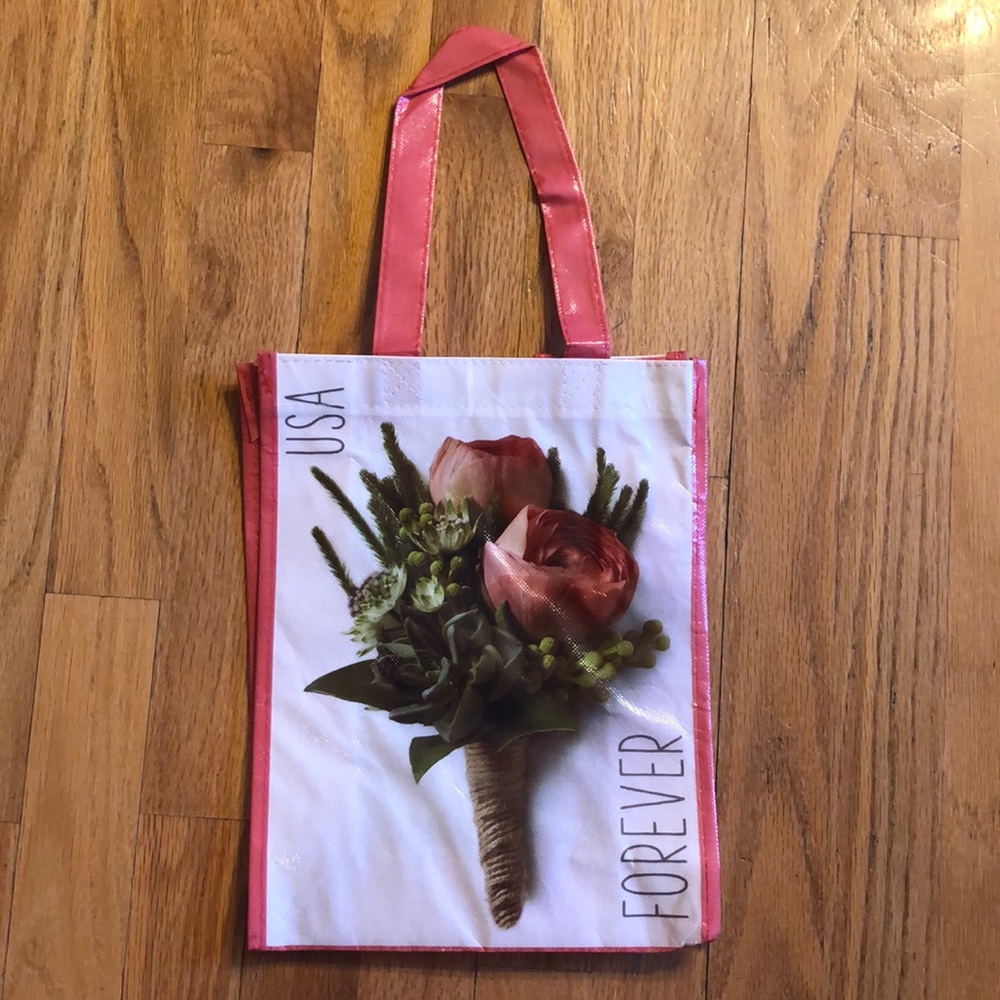 NEW Forever Floral Tote Bag